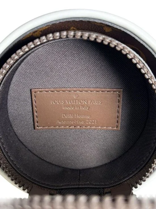 Louis Vuitton Everyday LV Coffee Cup Shoulder Bag Monogram - Picture 10 of 14